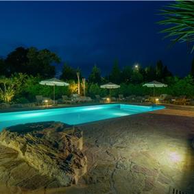 5 Bedroom Istrian Villa Estate with Large Pool and Gardens near Barban, Sleeps 12